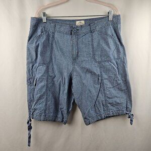 St. John's Bay Blue Chambray Cargo Shorts 100% Cotton Size 16